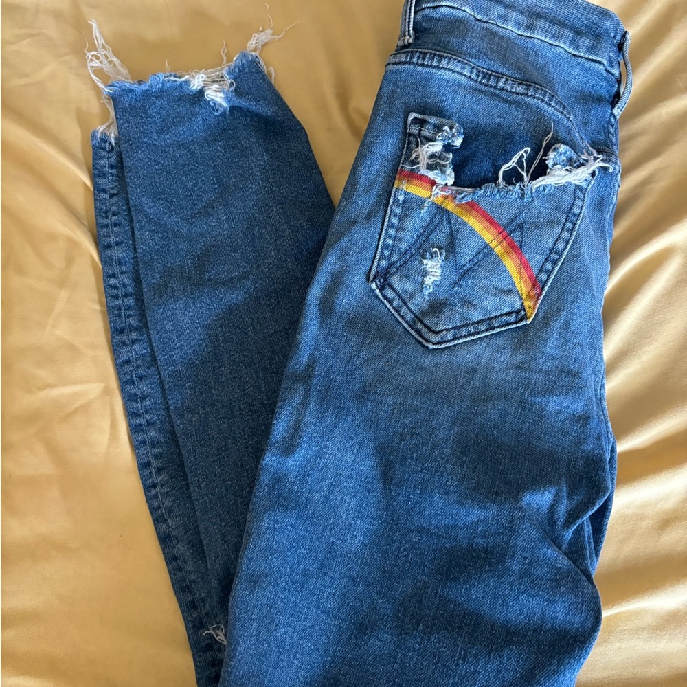 Mother Ankle Chew Looking to Hula